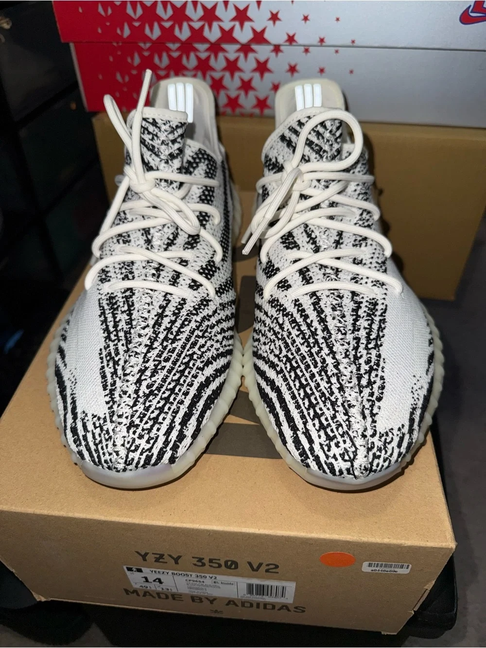 adidas Yeezy Boost 350 V2 Zebra - White/Black with Red